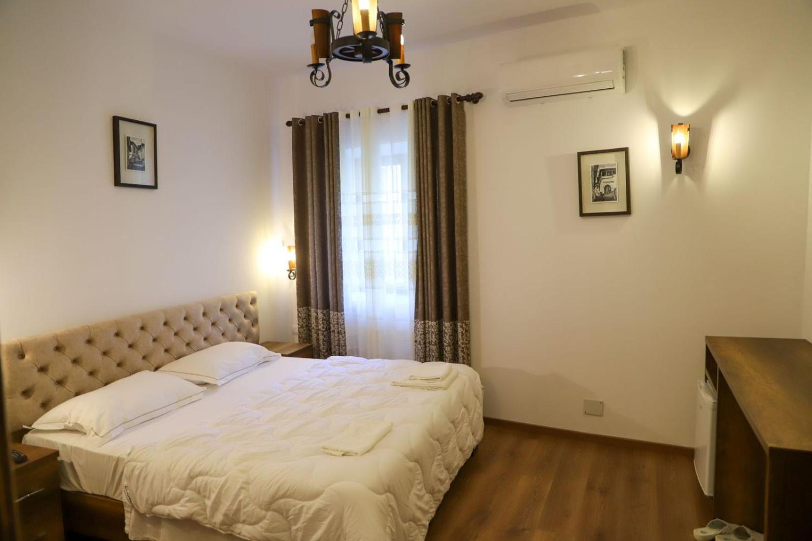 Dd Villa Berat Exteriér fotografie